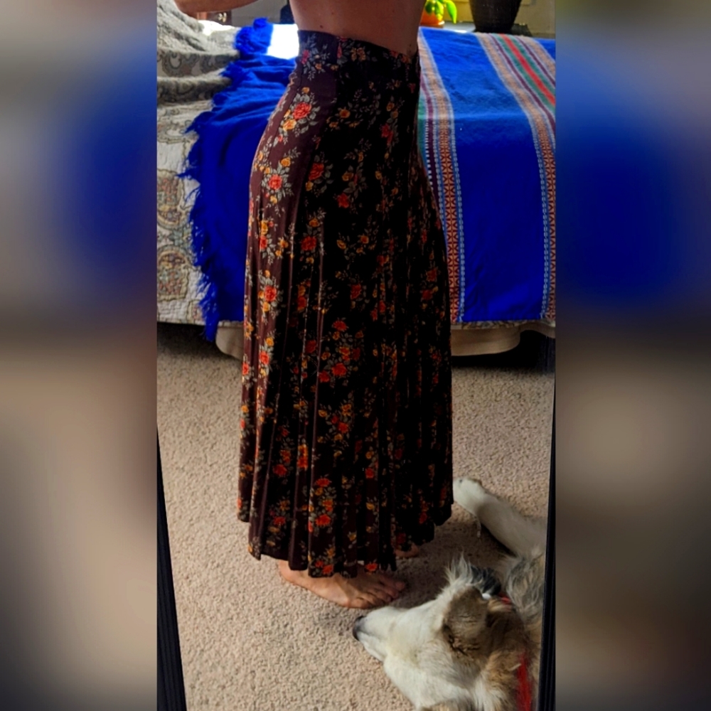 Express brown/floral skirt